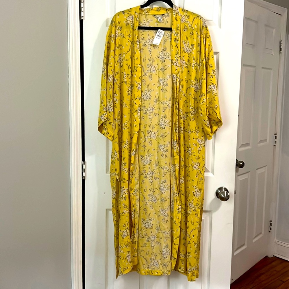 NWT, American Outfitters Floral Duster.OS